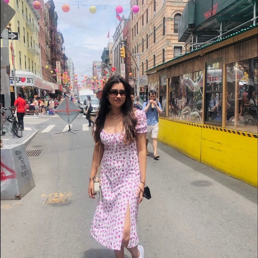 Brand new!Shein Bundle 25 items styles pictured guaranteed Medium & Small.